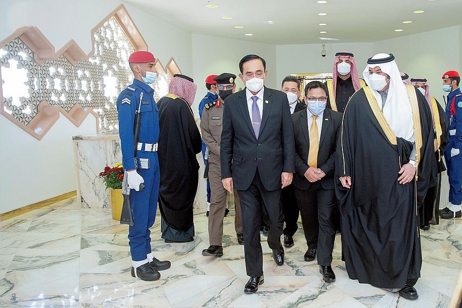 تلبية للدعوة الكريمة من سمو ولي العهد .. رئيس الوزراء وزير الدفاع في مملكة تايلند يصل الرياض