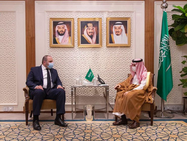 سمو وزير الخارجية يلتقي مبعوث الرئيس الأوكراني