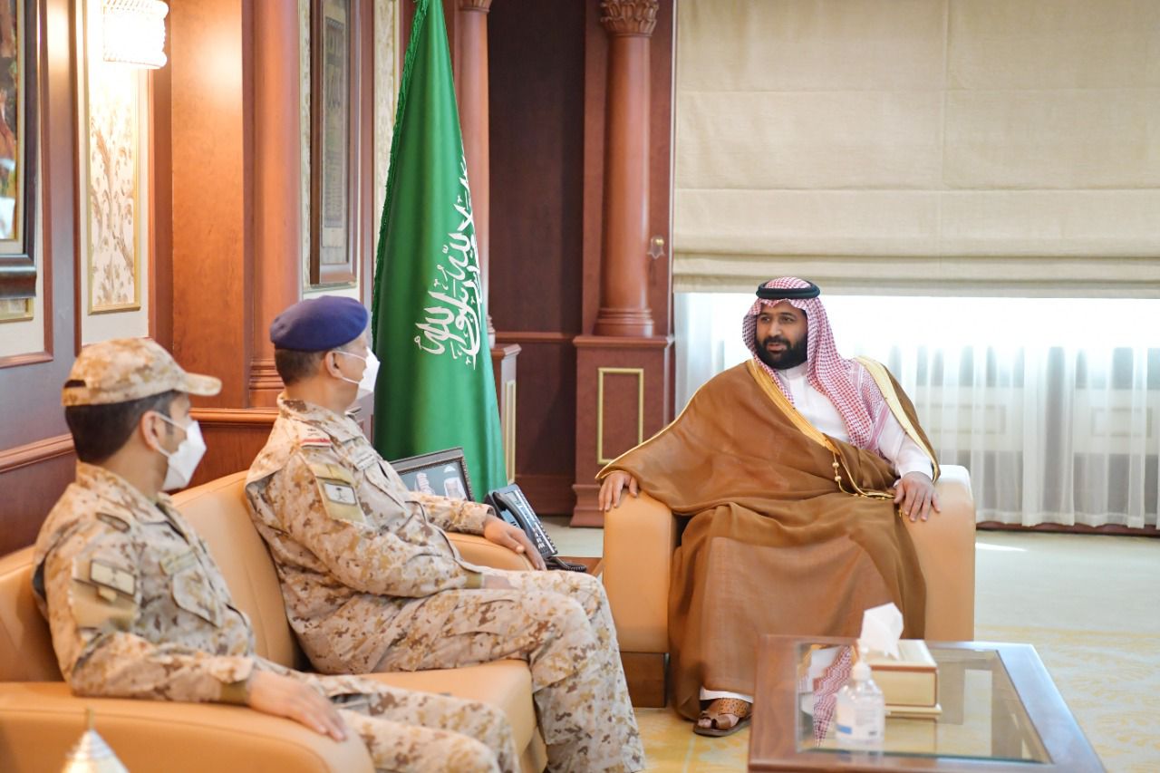 سمو نائب أمير جازان يستقبل قائد قوة جازان المعين حديثًا 