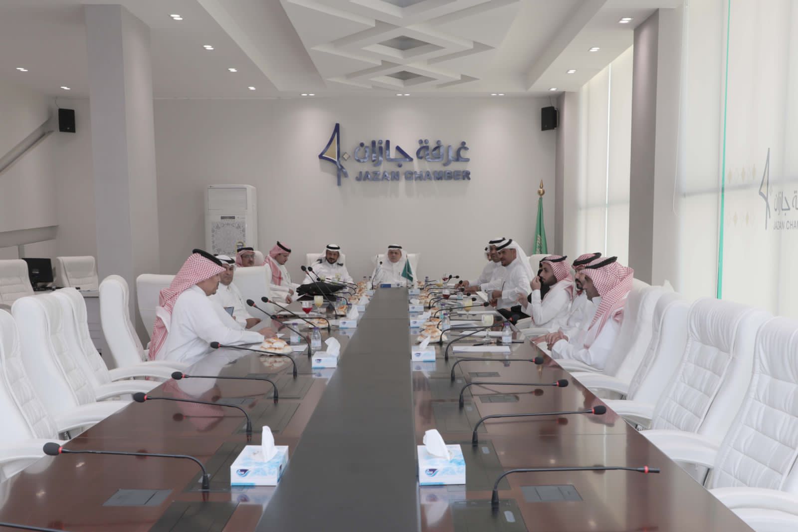 انتخاب ابوهادي رئيساً لغرفة جازان ... والمالكي والسهلي نائبين ..