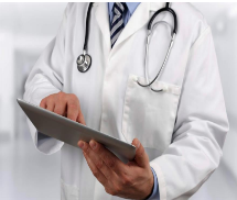 بدء سريان قرار 7 آلاف ريال حداً أدنى لراتب أطباء الأسنان والصيادلة للاحتساب في نسب التوطين