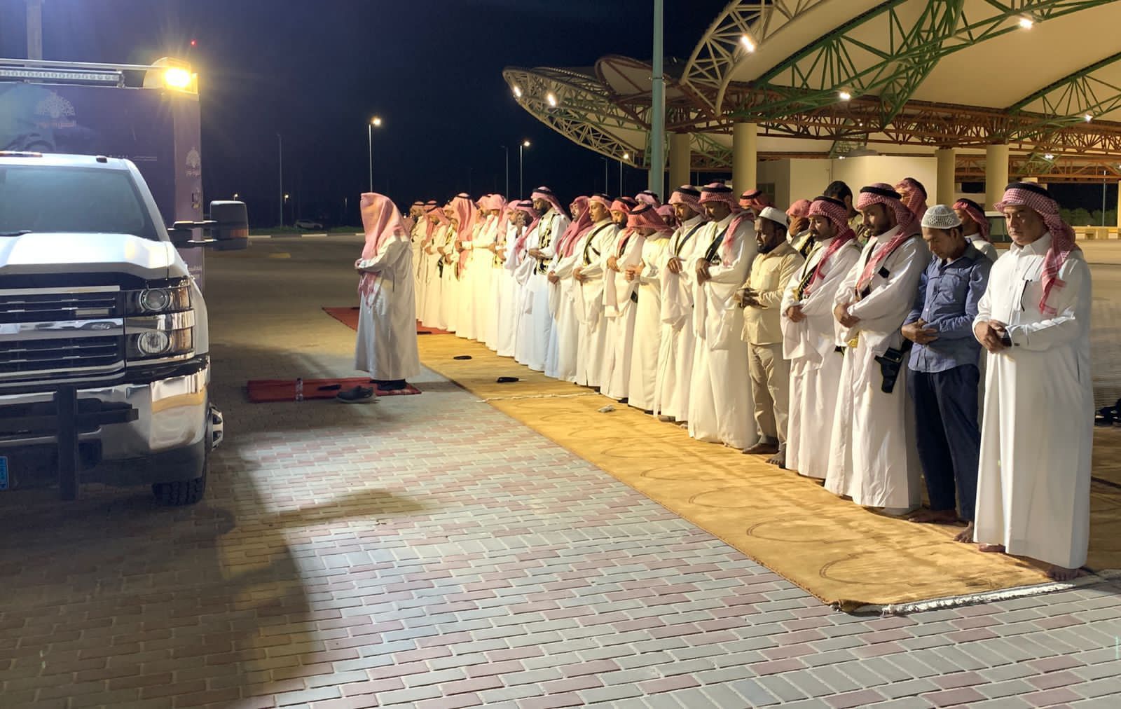 886229ee-a6af-40d2-b085-0d7fe9ef71fd