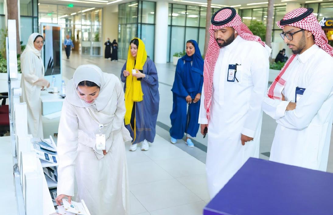 8eea8d2e-28fb-4268-b7b7-b1f81386c905