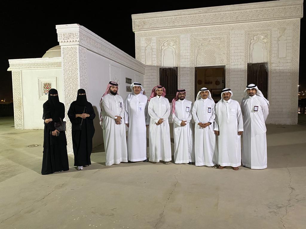 وفد البلدية والقروية يزور قرية جازان التراثية لبحث سبل التطوير وتحسين العمل ومعالجة التحديات لخدمة الوطن