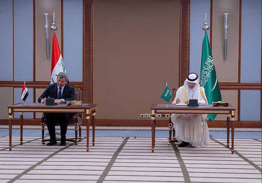 سمو وزير الطاقة يوقع المحضر التنفيذي لاتفاق مشروع الربط الكهربائي بين المملكة وجمهورية العراق