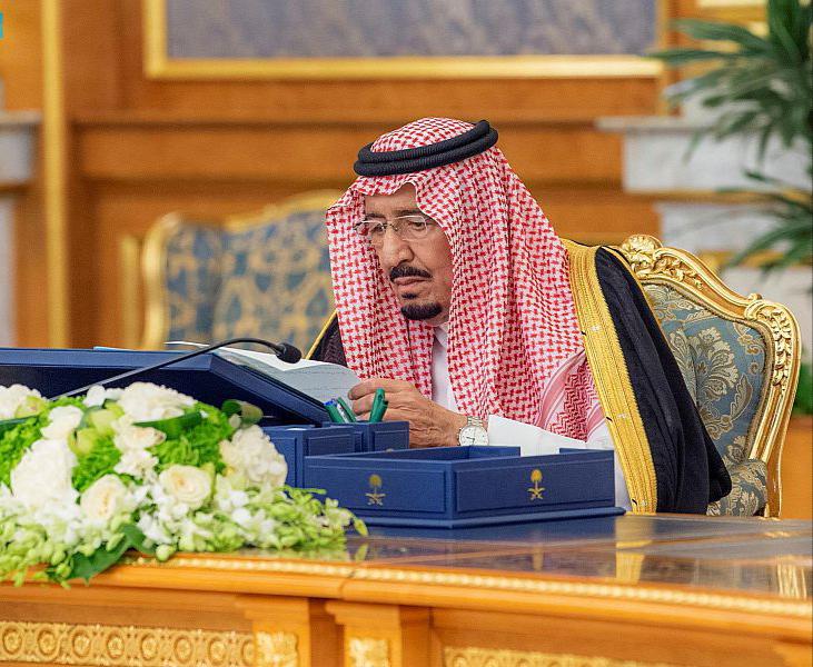 خادم الحرمين الشريفين يرأس جلسة مجلس الوزراء