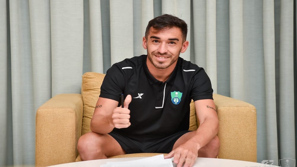 الإرجتيني ليساندرو أهلاوي لموسم مع أفضلية التحديد لآخر