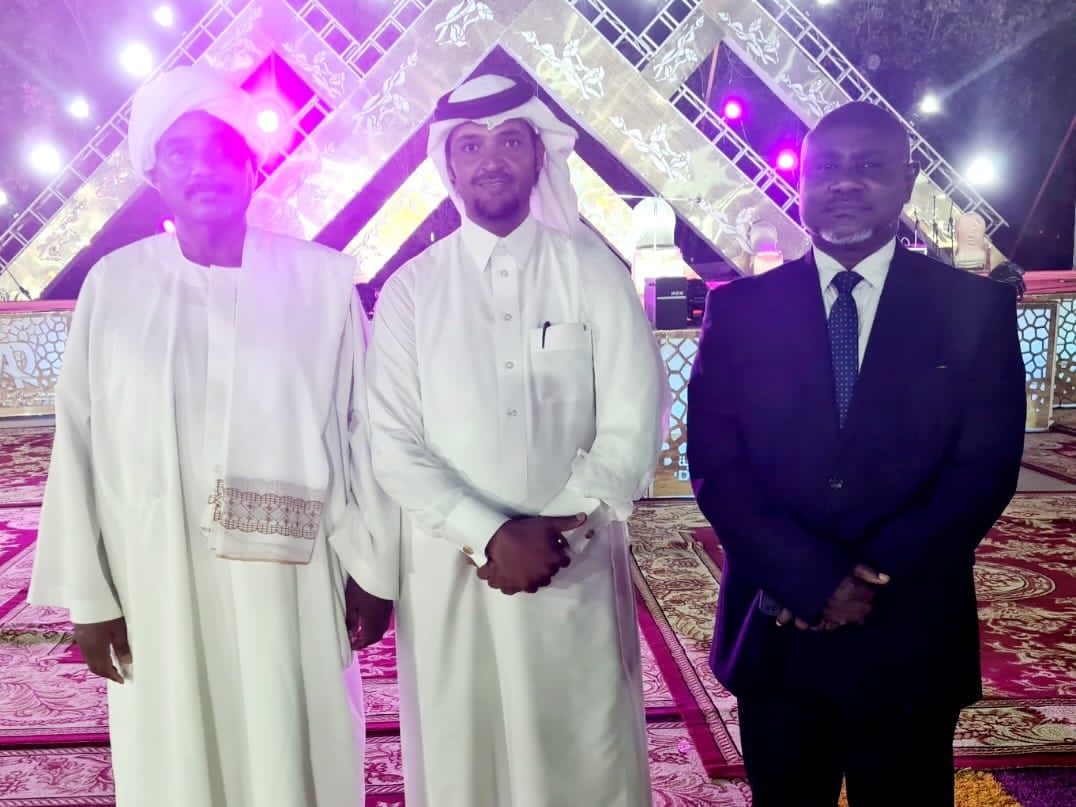 القنصل السوداني والقنصل الجابوني في زيارة لمهرجان الطائف رخا