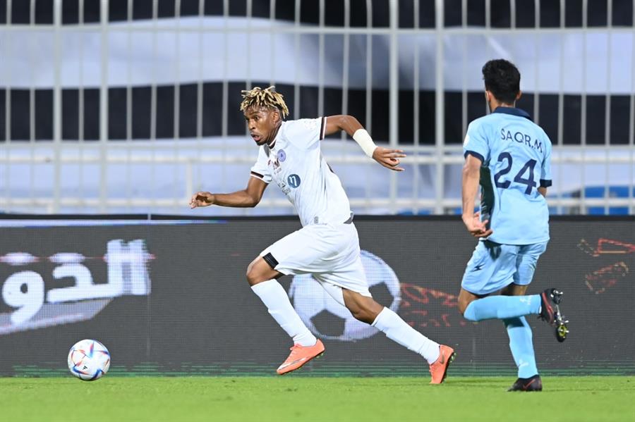 الليوث يمطرون شباك السماوي بثلاثية 