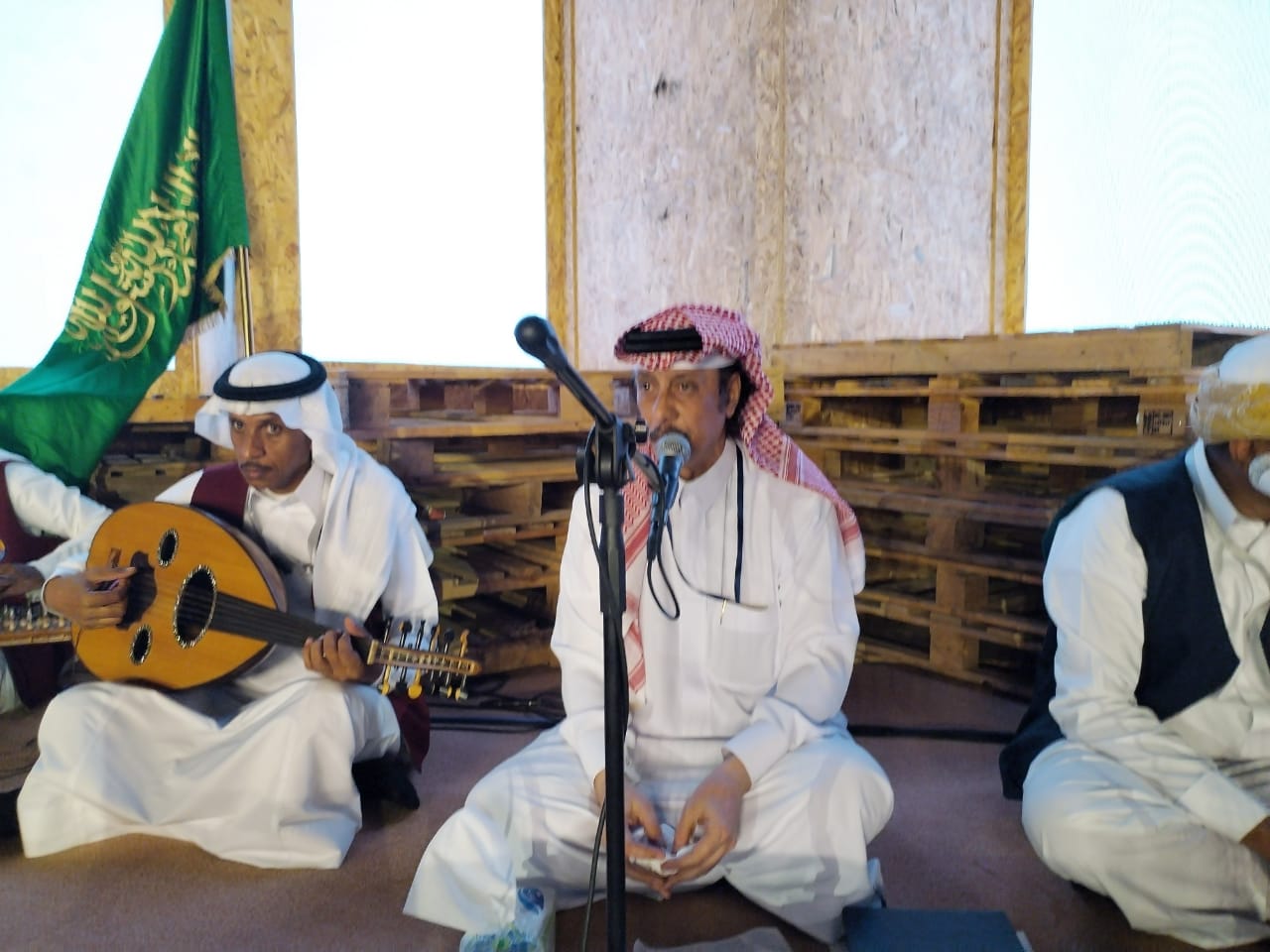 فرقة أبو سراج تشارك بمهرجان سوق المزارعين ومهرجان المأكولات البحرية