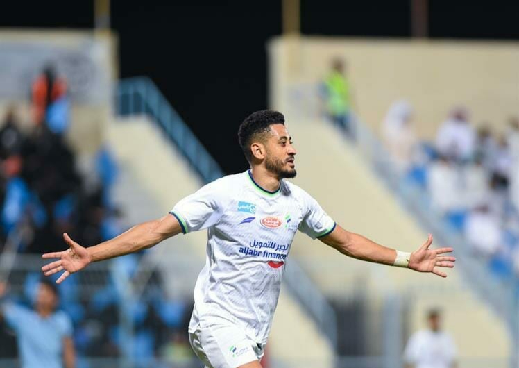 بخماسية الفتح ... الباطن آخر الدوري 