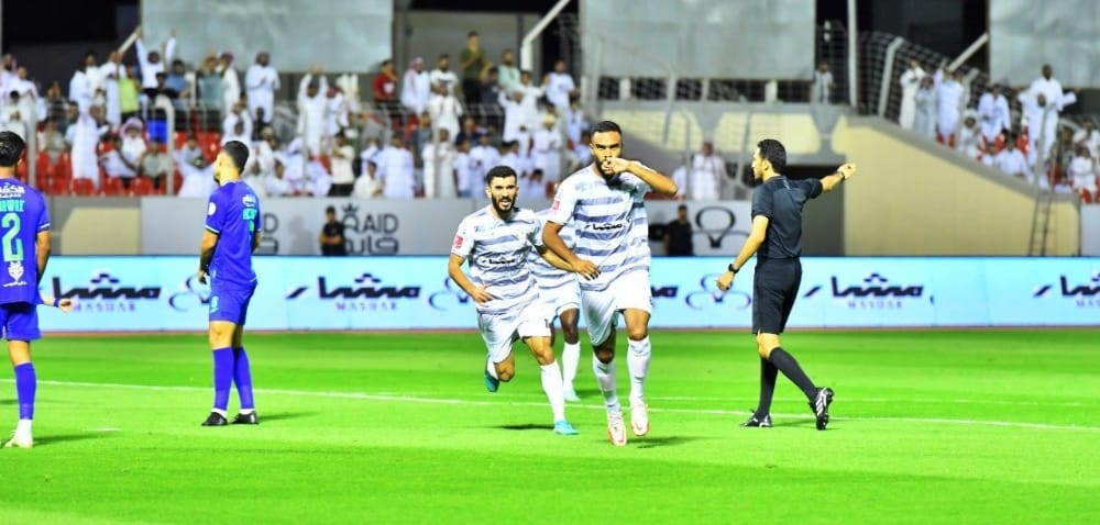 بهدف دينير ... الطائي يتخطى الفتح ويقفز لثالث الدوري مؤقتا 