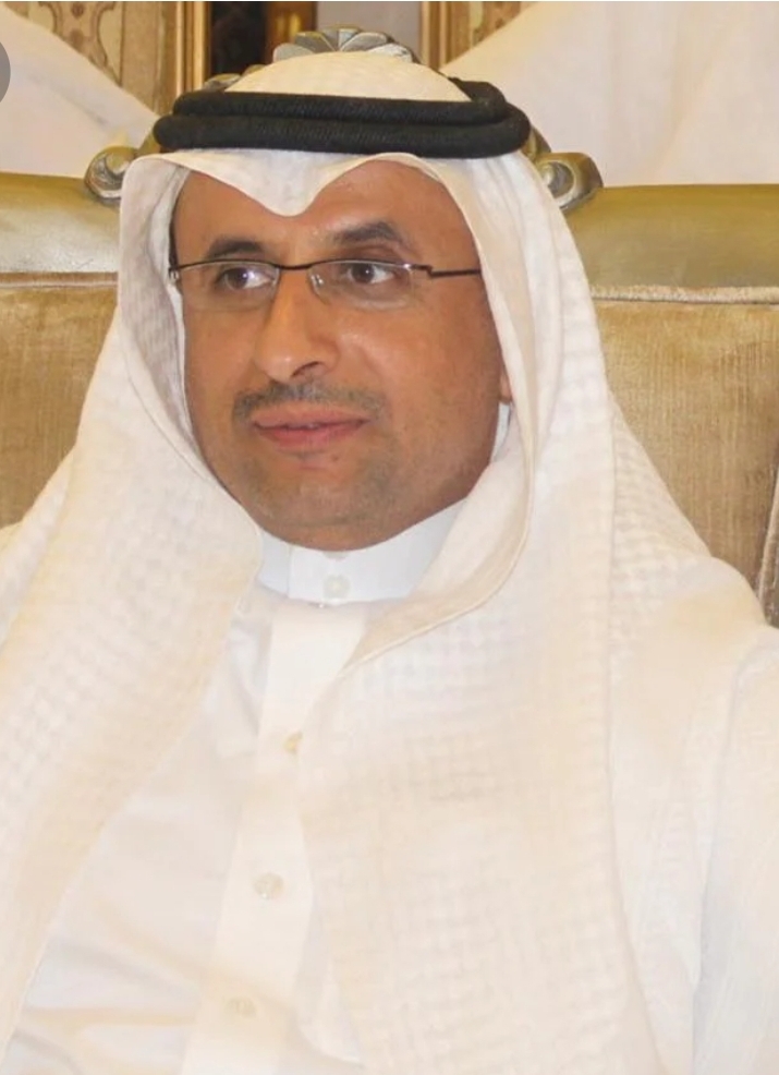عميد الكلية التقنية بأبها يرفع التهاني لخادم الحرمين وسمو ولي عهده الأمين بمناسبة اليوم الوطني ال 92