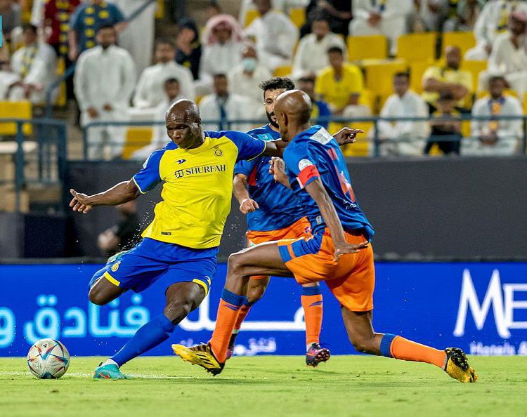النصر يتغلب على الفيحاء برباعية في دوري روشن السعودي