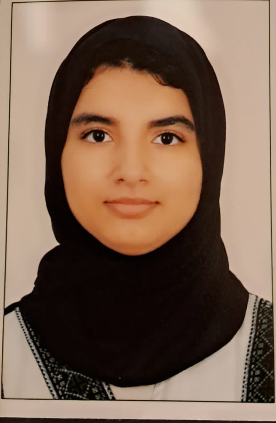 ( الفن رساله )