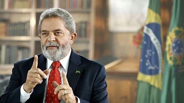 فوز الرئيس البرازيلي السابق لولا دا سيلفا في الانتخابات الرئاسية