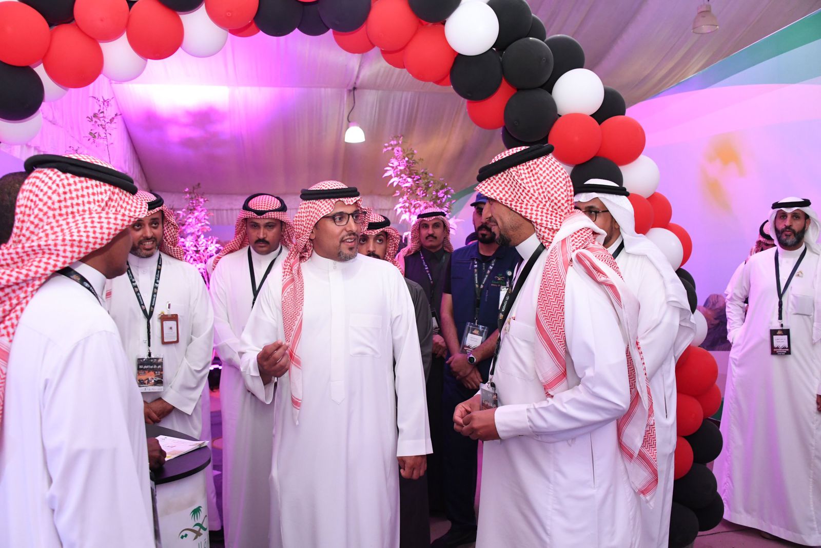 رئيس الاتحاد السعودي للسيارات والدراجات النارية يطلق شارة “رالي تعزيز الصحة”