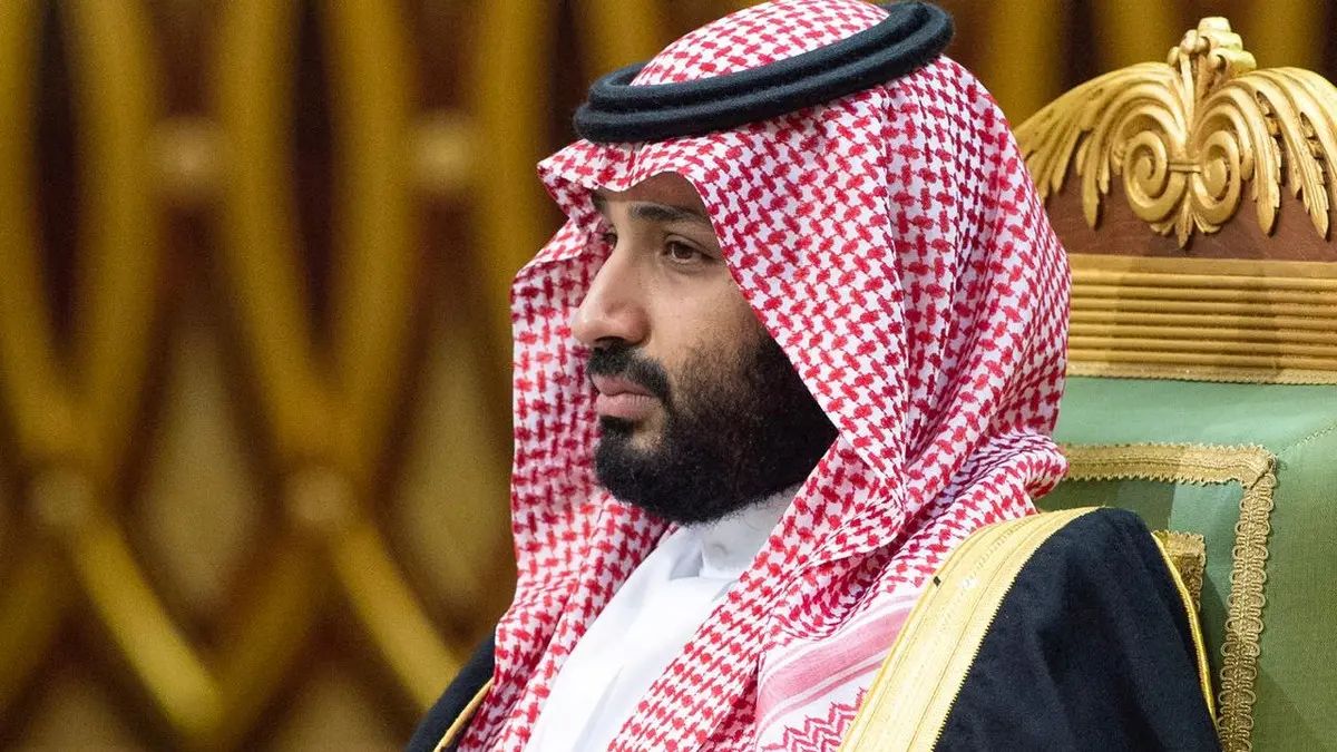 ولي العهد يغادر إلى إندونيسيا للمشاركة في قمة العشرين