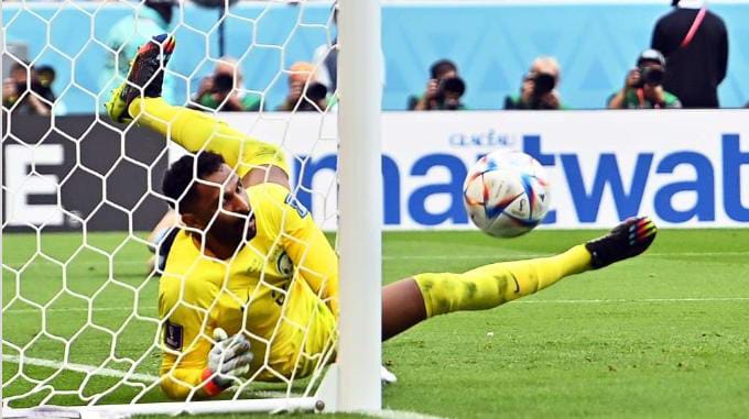العويس رجل المباراة السعودية والأرجنتين في مونديال قطر 2022