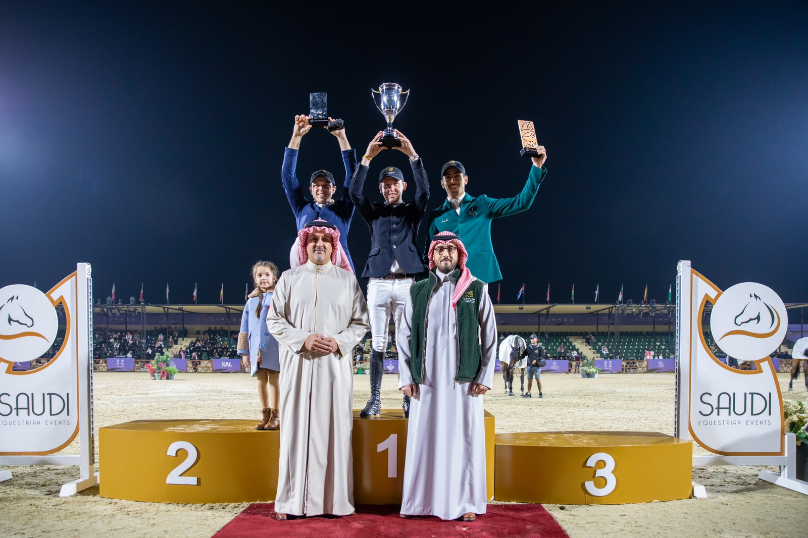 بندر بن خالد يتوج بيرترام بكأس "قفز السعودية"