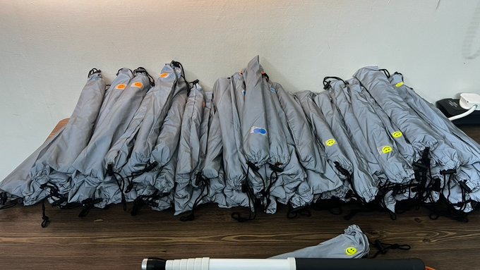 بر جازان تطلق مبادرة "فرحة كفيف" بتوزيع وذلك بتوزيع 200 عصا بيضاء