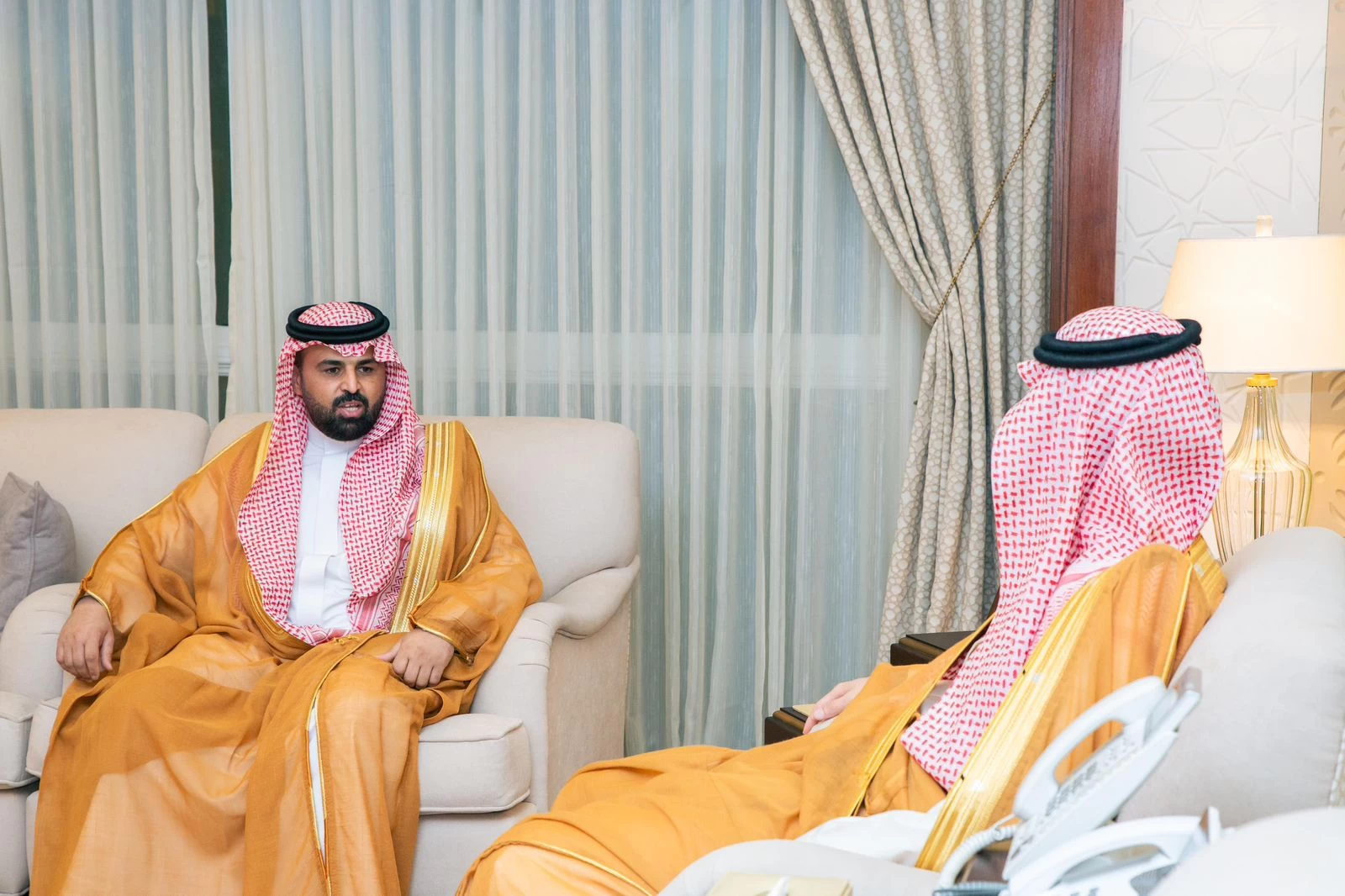 374a5750-65bf-4ce2-87ca-17a56465e77d