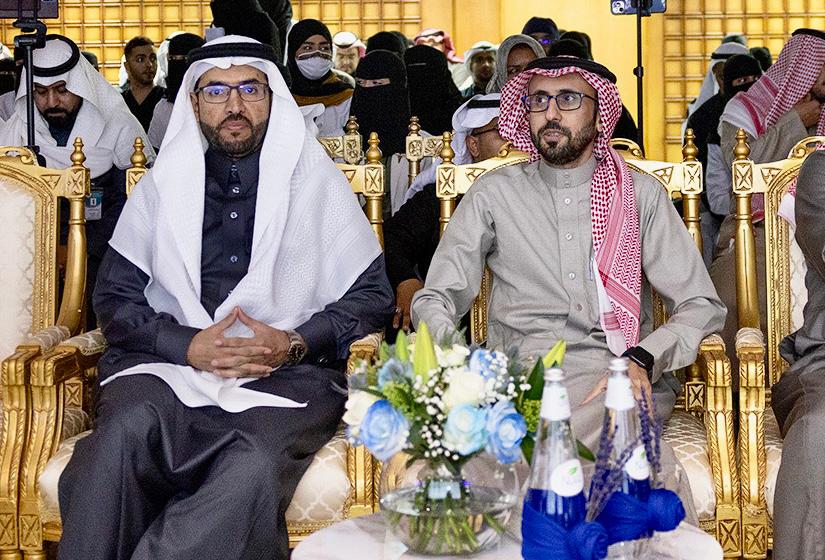 " تخصصي تبوك " يكرم 99 فائزًا بجائزة التميز لعام 2022م