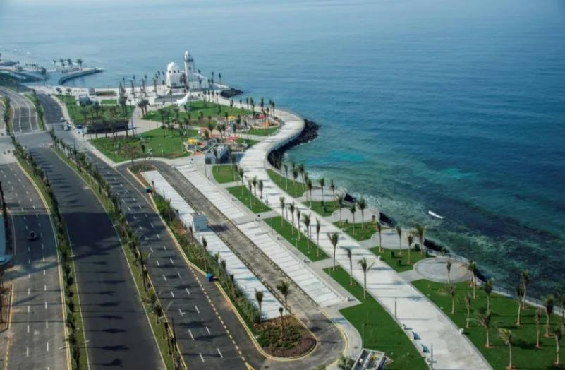 أمانة جدة تهيئ الشواطئ والمرافق استعدادًا لإجازة نهاية الأسبوع المطولة