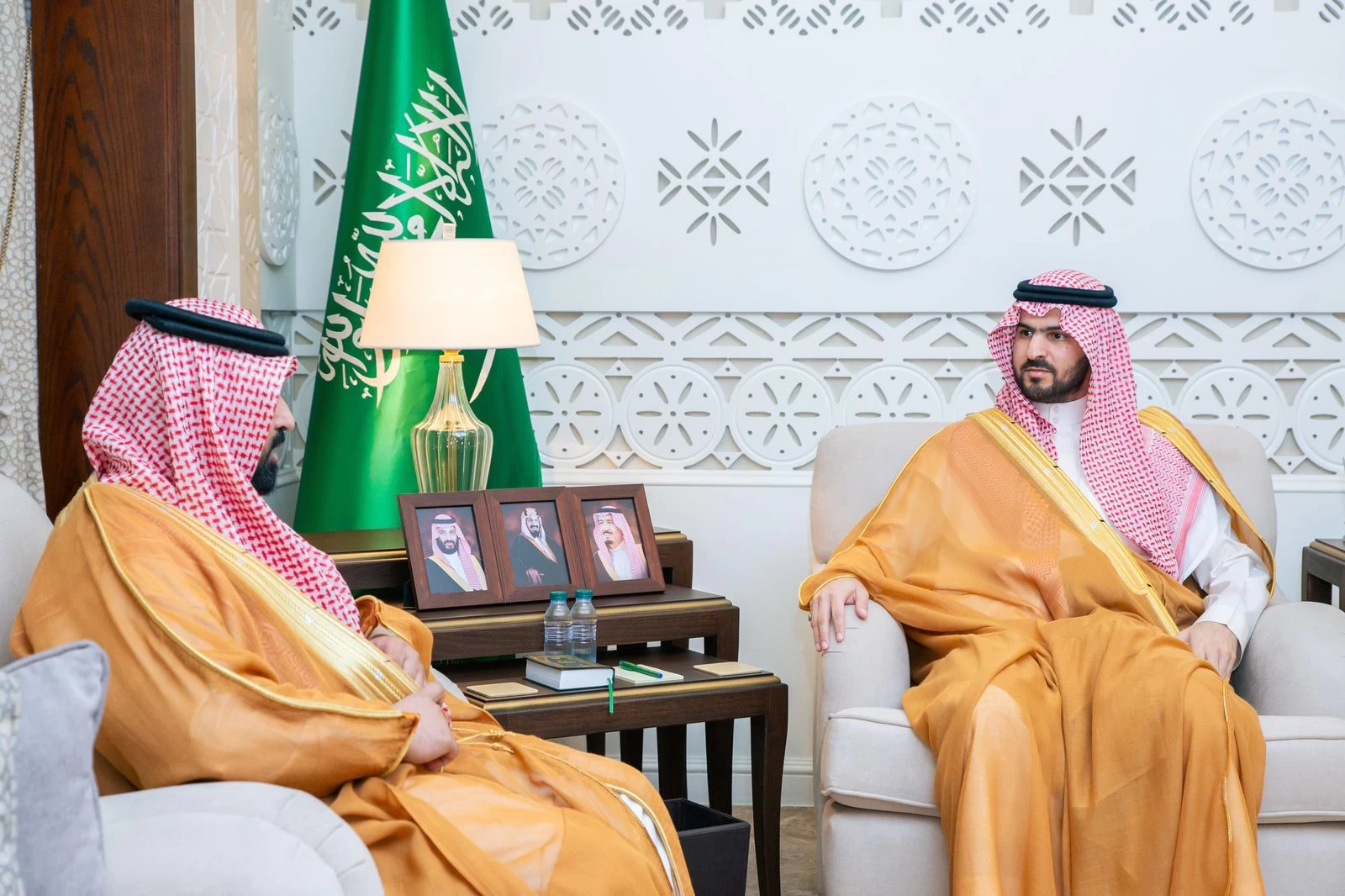 نائب أمير الشرقية يطلع على تحديث سير الأعمال التأسيسية لمؤسسة تطوير جزيرة دارين وتاروت