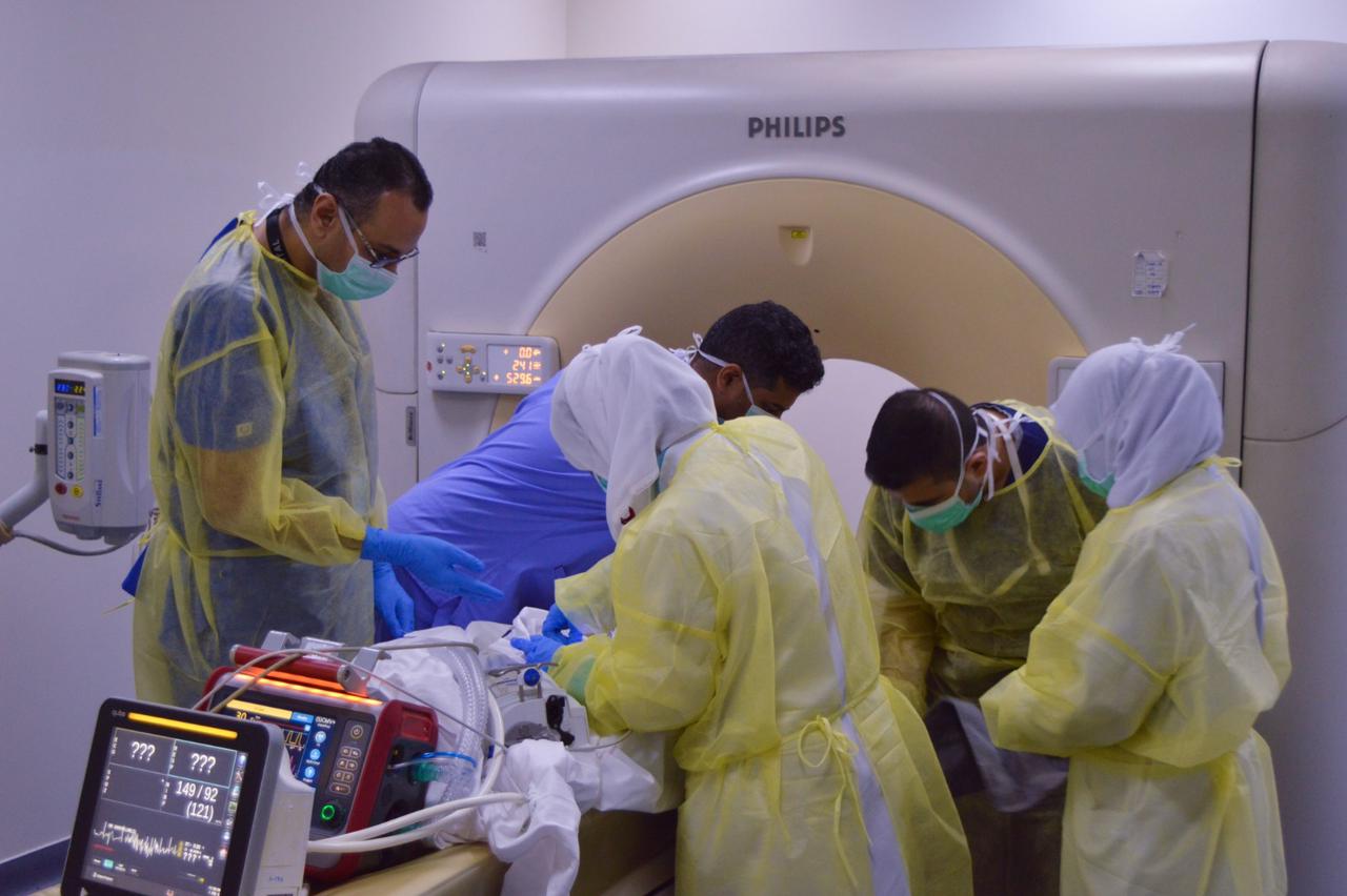 إنقاذ حياة معتمرة بتقنية "الإيكمو"