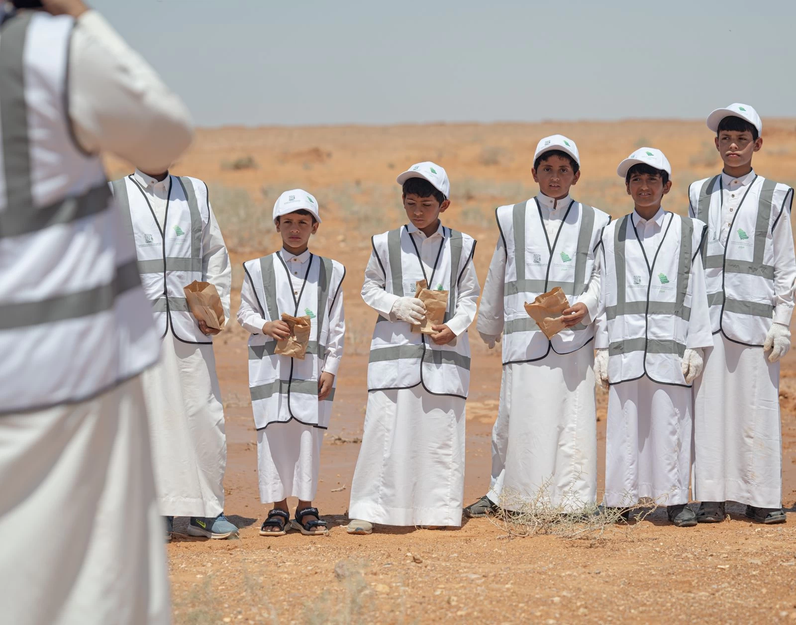 هيئة تطوير محمية الملك سلمان بن عبدالعزيز الملكية تغرس ٣٠٠٠ شتلة بمشاركة مختلف شرائح المجتمع ضمن أسبوع البيئة