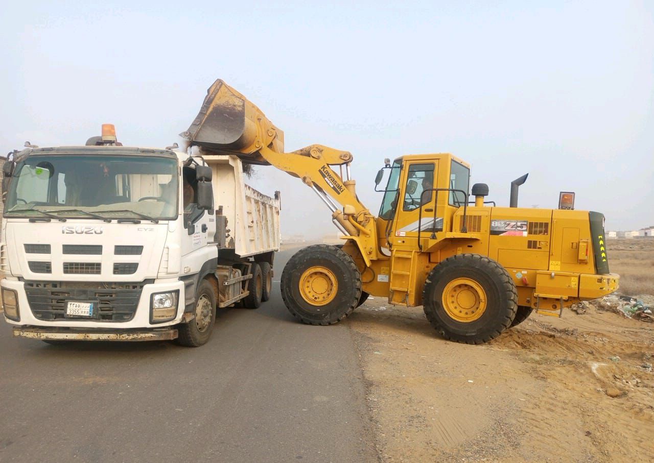 رفع "608 "متر3 من مخلّفات البناء والهدم بصامطة