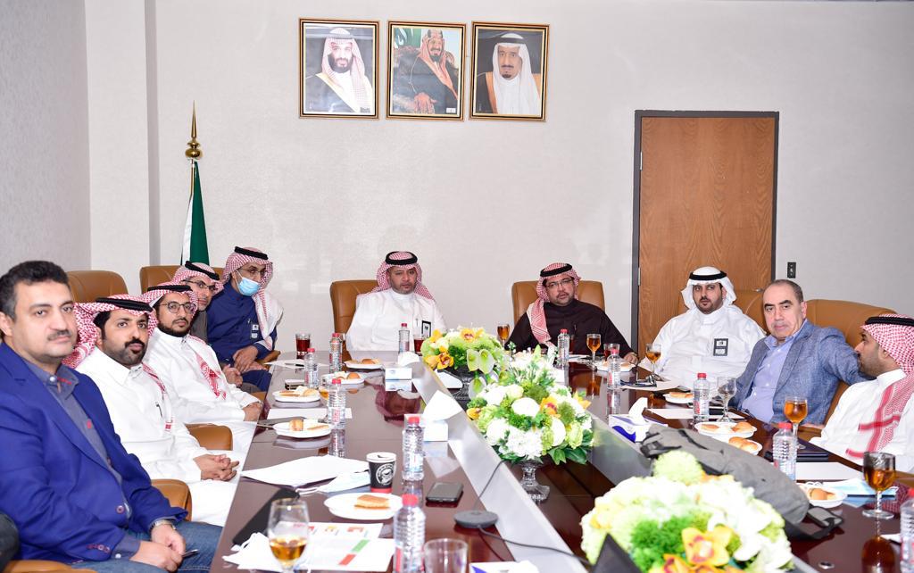 وكيل الصحة للشؤون الهندسية يتفقد مشروع "برج الملك سلمان الطبي"