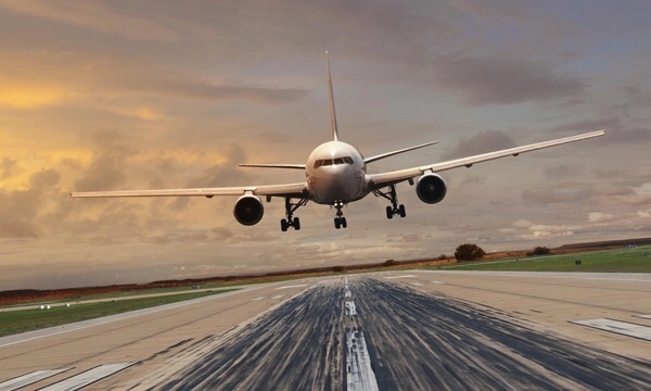 هبوط اضطراري لطائرة ركاب في اليابان بعد بلاغ بوجود قنبلة