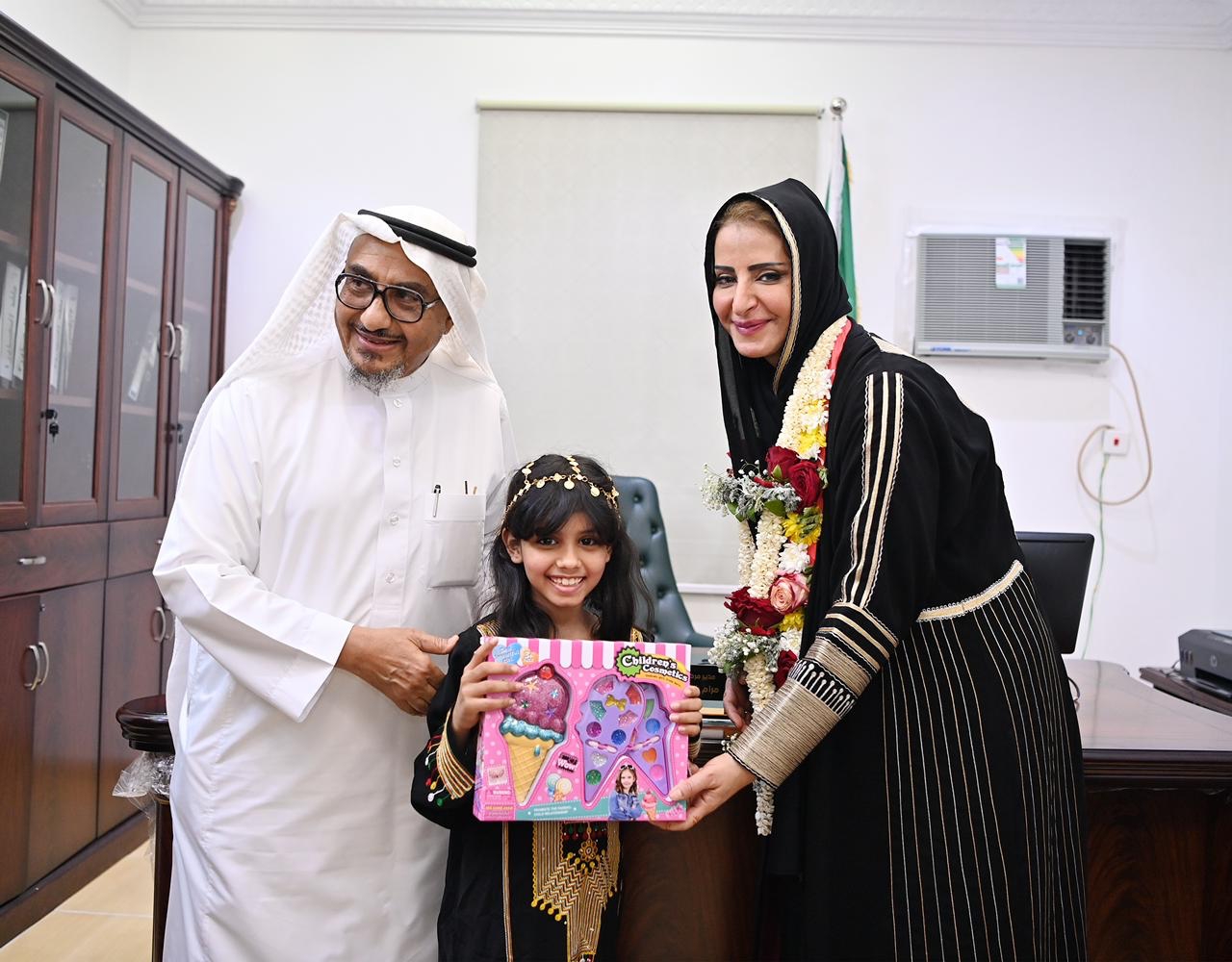 الأميرة هند بنت عبدالرحمن تزور " تراحم جازان"