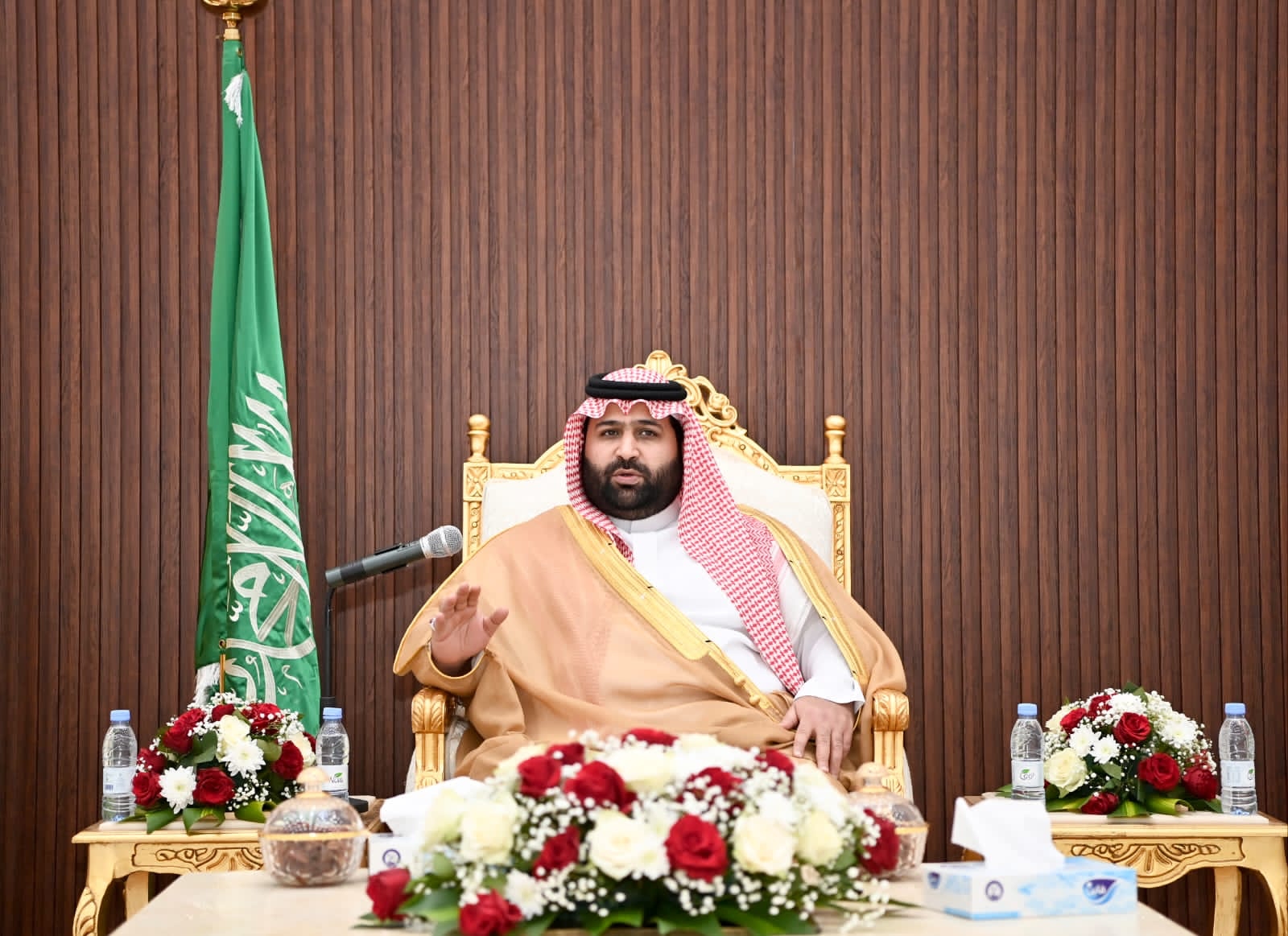 سمو نائب أمير منطقة جازان يتفقد محافظة العارضة 