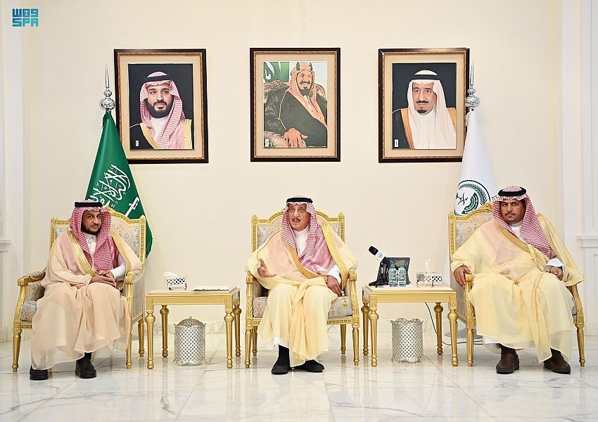 سمو أمير جازان يستقبل أمناء مجالس المناطق وفريق وكالة وزارة الداخلية لشؤون المناطق ..