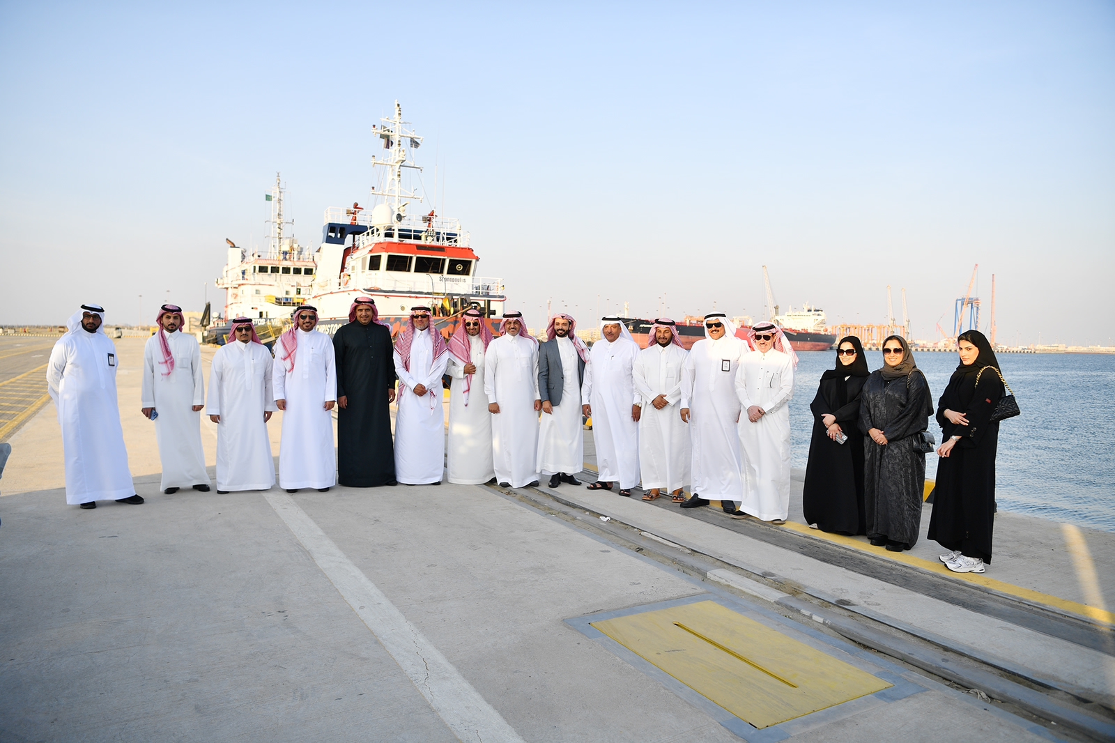 وفدُ أمناء مجالس المناطق يزورُ عددًا من المواقع الاستثمارية والصناعية والسياحية بجازان