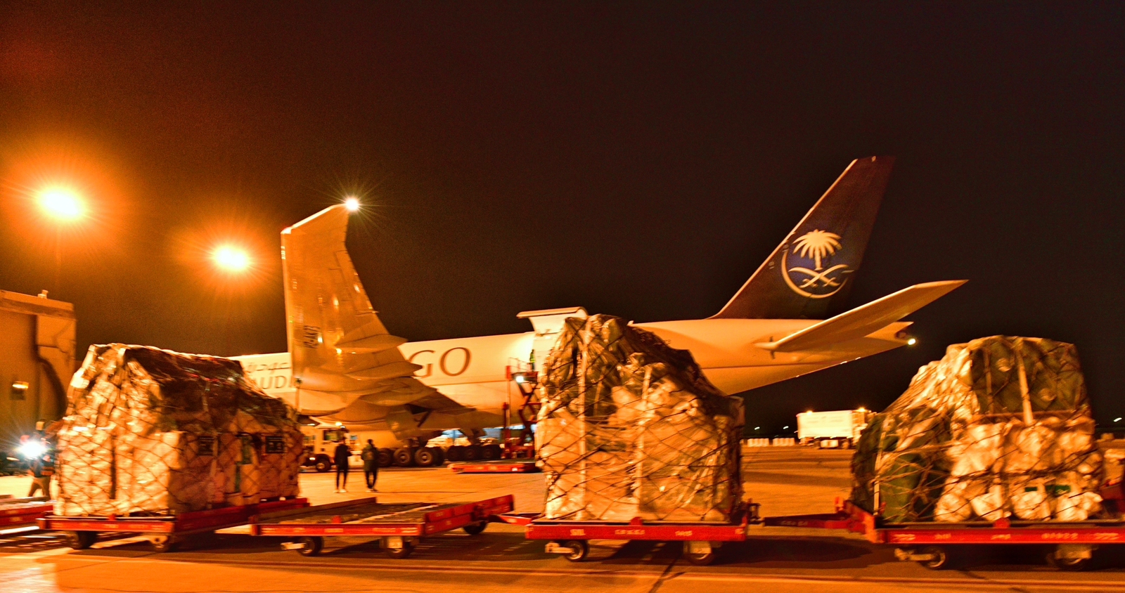 مغادرة الطائرة الإغاثية الثالثة ضمن الجسر الجوي السعودي لمساعدة ضحايا الزلزال في سوريا وتركيا