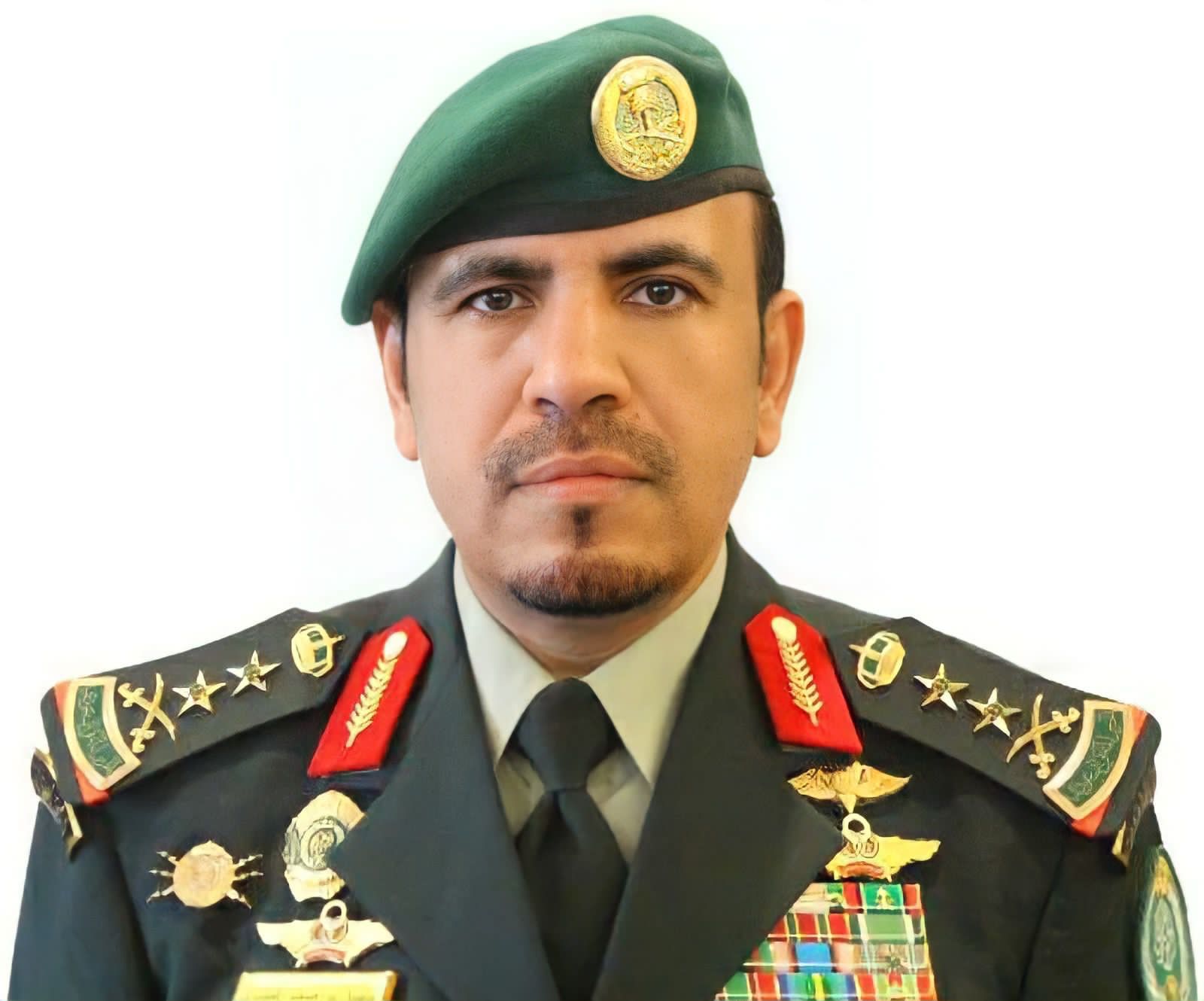 رئيس الحرس الملكي الفريق المطيري يهنئ خادم الحرمين وولي العهد بذكرى يوم التأسيس