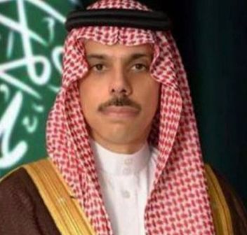 سمو وزير الخارجية يهنئ خادم الحرمين الشريفين وسمو ولي العهد بذكرى يوم التأسيس