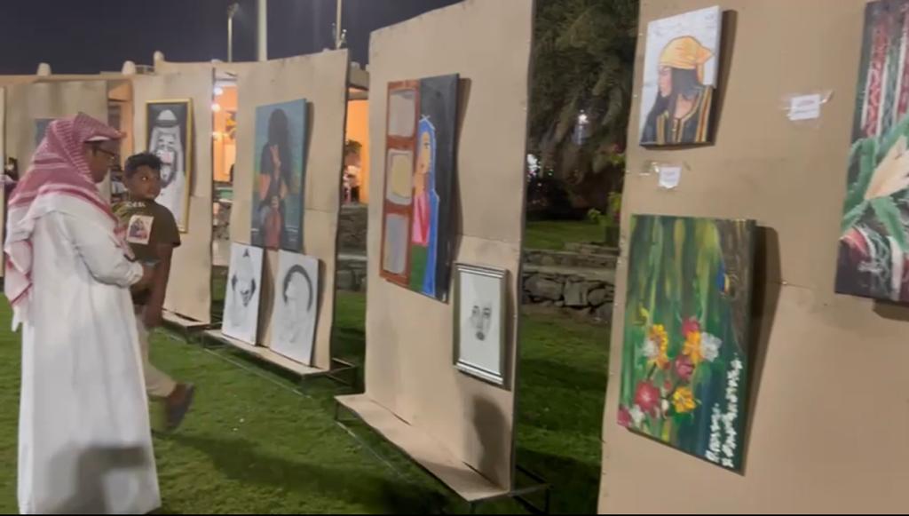 فنــانو جــازان يسطرون التلاحم الوطني بيوم التأسيس بالقرية التراثية