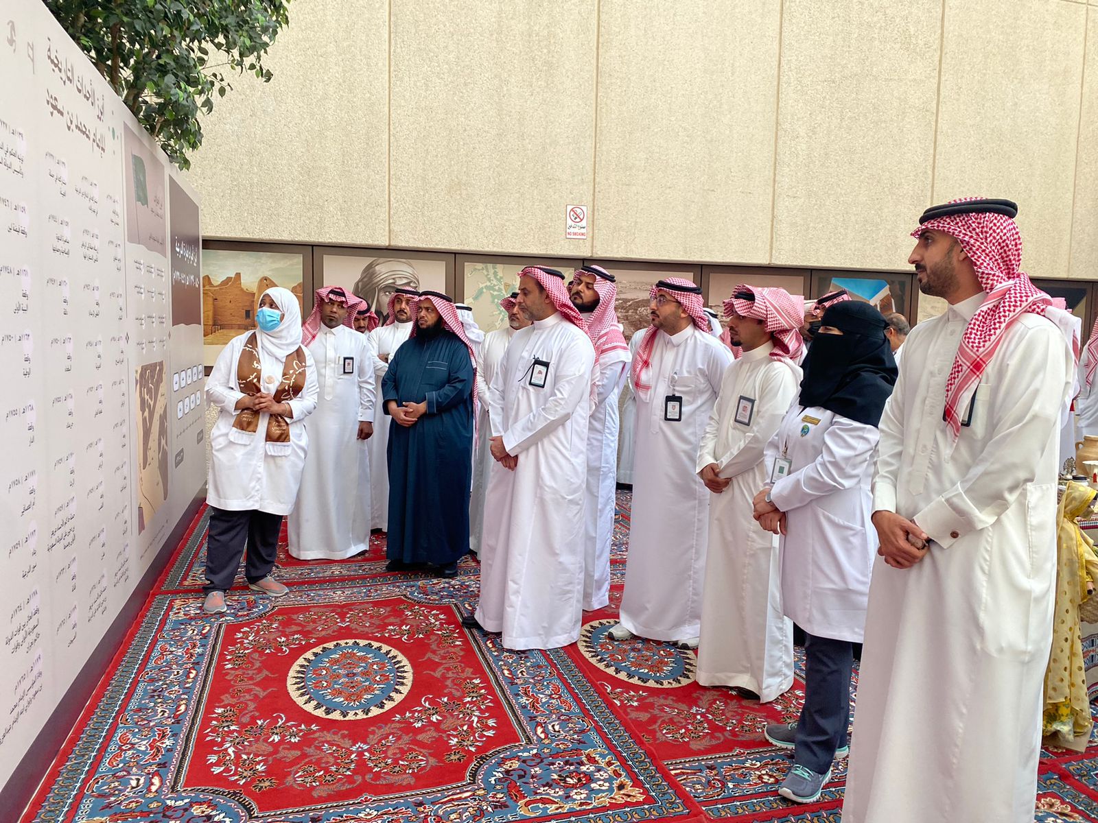 أكثر من 400 زائر في أول أيام معرض مراحل " تأسيس المملكة " بولادة الدمام