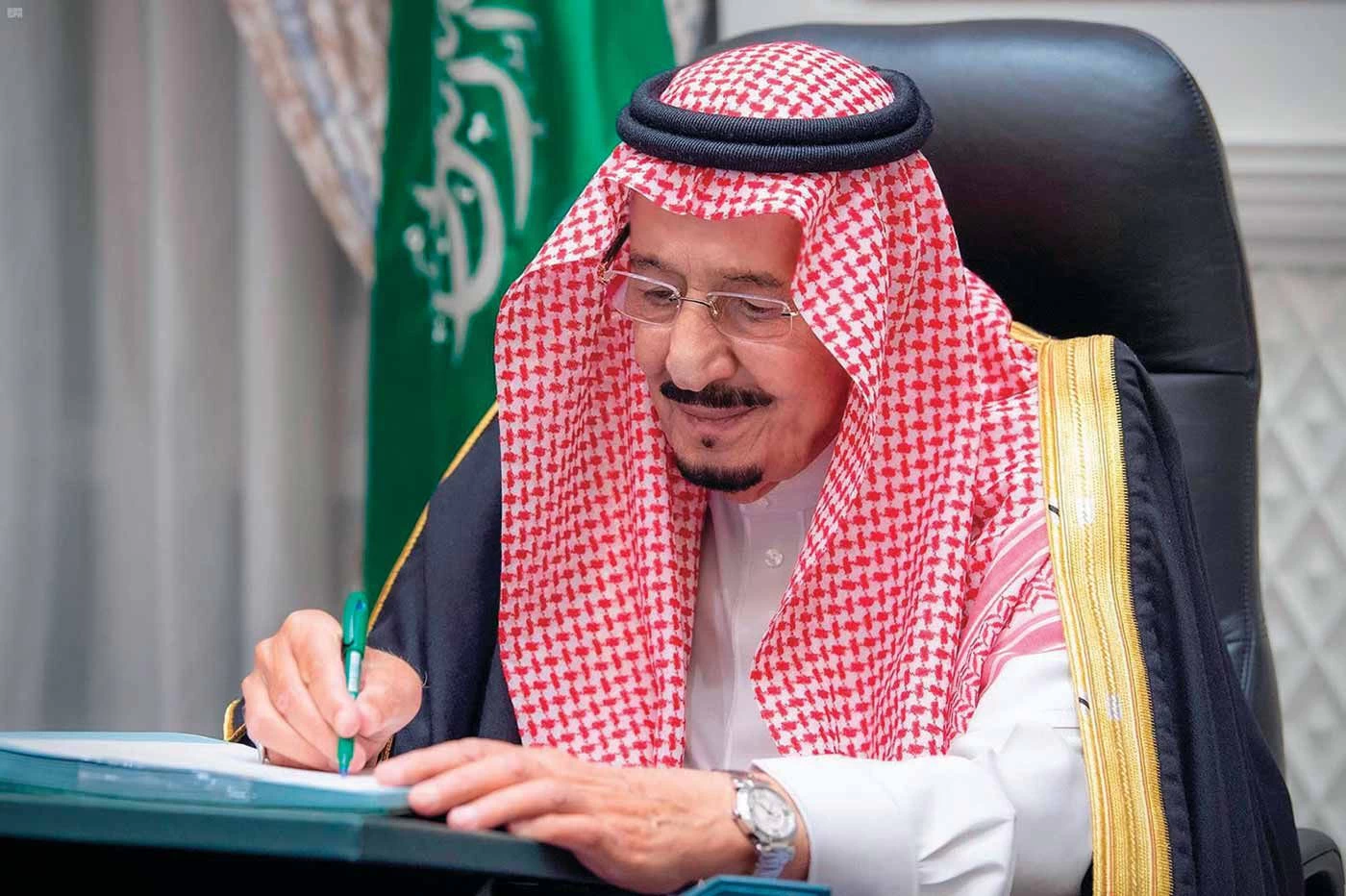 إنفاذًا لتوجيهات خادم الحرمين الشريفين .. المديرية العامة للسجون تبدأ تنفيذ إجراءات العفو عن النزلاء والنزيلات المحكومين في الحق العام