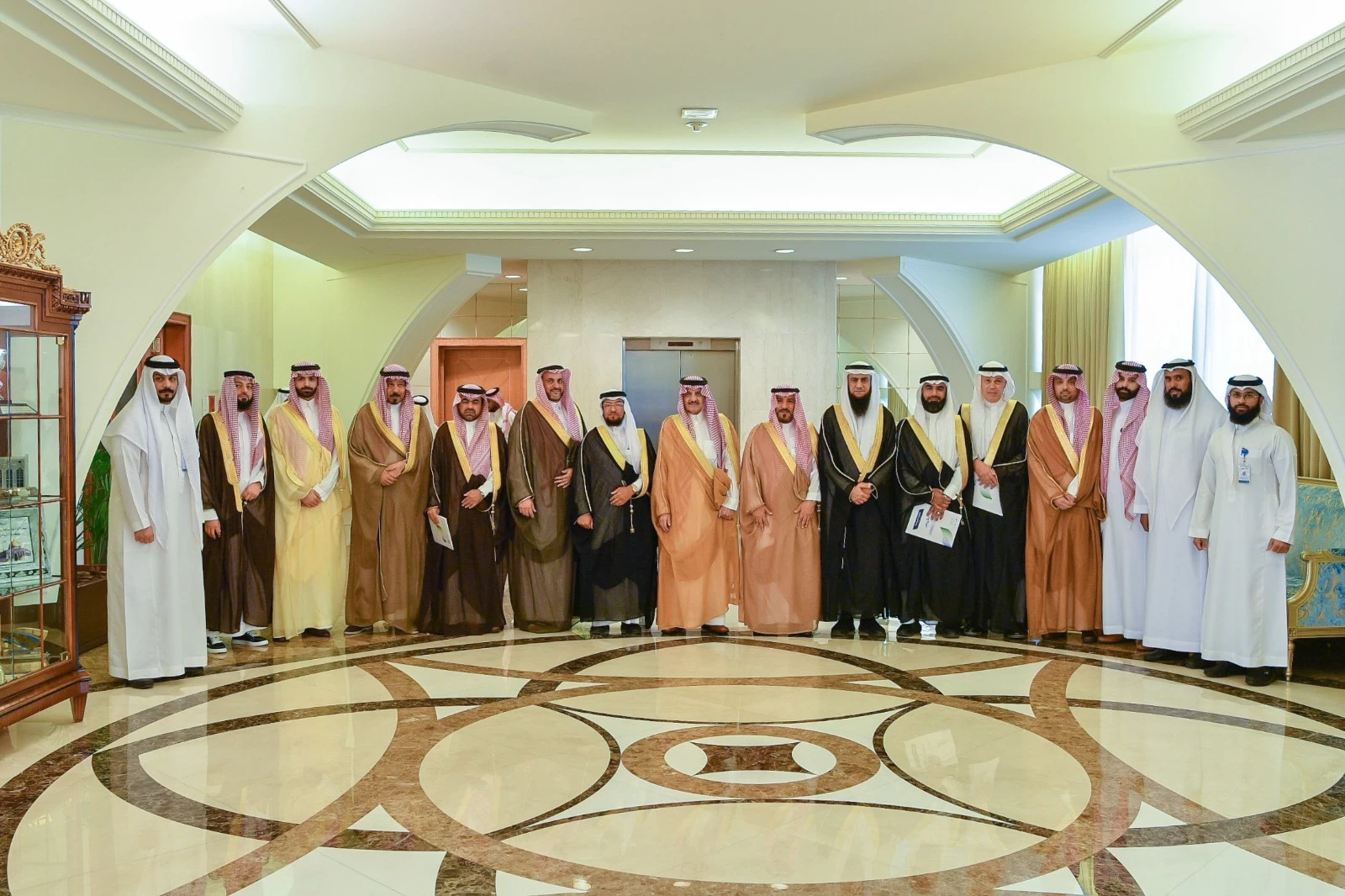 أمير الشرقية يستقبل مجلس إدارة جمعية وئام ويبارك توقيع عدد من الاتفاقيات