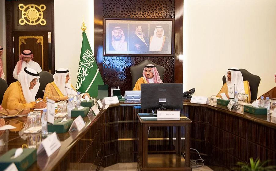 سمو نائب أمير منطقة مكة المكرمة يرأس اجتماع لجنة الحج المركزية