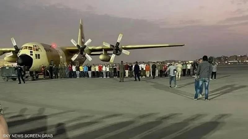عودة الجنود المصريين المحتجزين في السودان إلى القاهرة