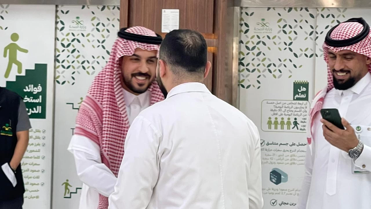 " تخصصي تبوك " تقيم حفل معايدة لمنسوبيها 