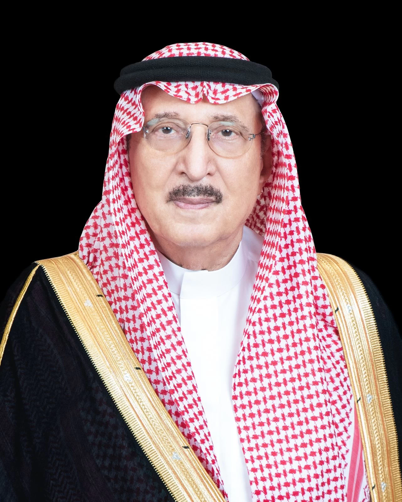 أمير منطقة جازان يزور «بيش» ويدشن ويضع حجر الأساس لعدد من المشروعات التنموية والاستثمارية 