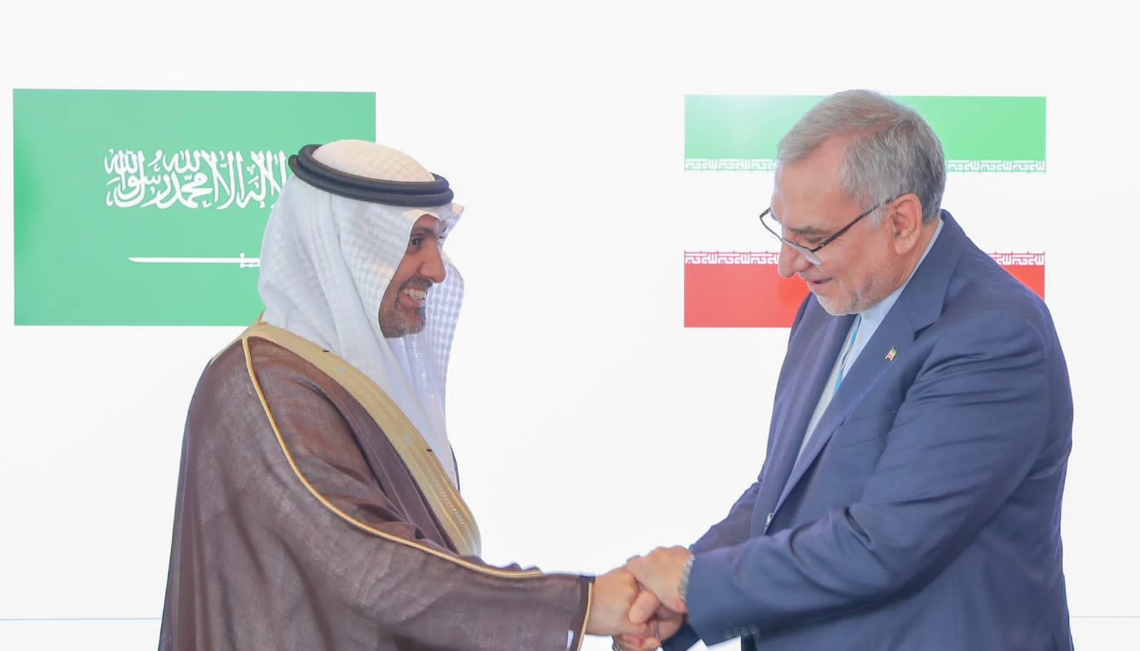 ‎وزير الصحة يلتقي نظيره الإيراني في جنيف